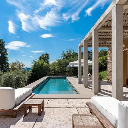 David Chipperfield Ovest - Eden Villa