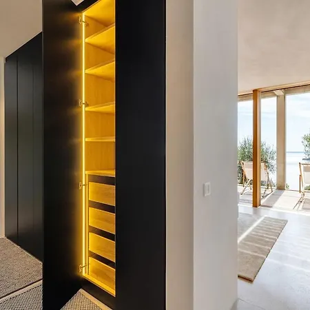 David Chipperfield Ovest - Eden Villa