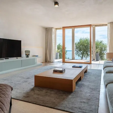 Villa David Chipperfield Ovest - Eden *